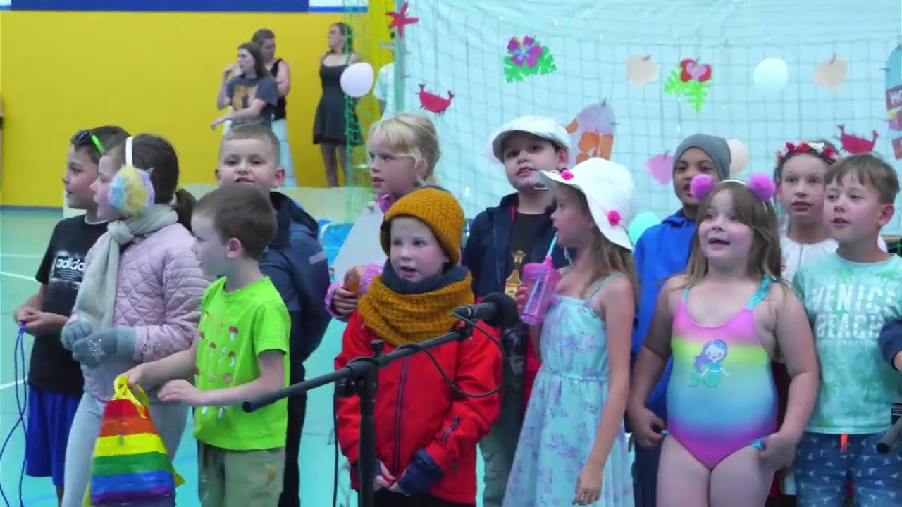 ZŠ Králův Dvůr - Akademie 2023 - 04: 1.C Jaro, léto, podzim, zima – zpěv a dramatizace