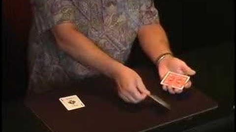 The Royal Scam by John Bannon - www.MJMMagic.com