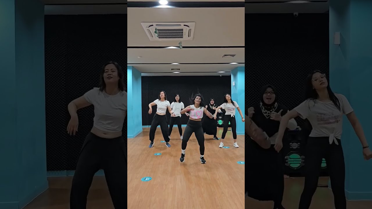 PARTY IN BALI - Agnez Mo ft Jay Park #zumba #rvtchannel #zumbawithzinegah #shorts #short