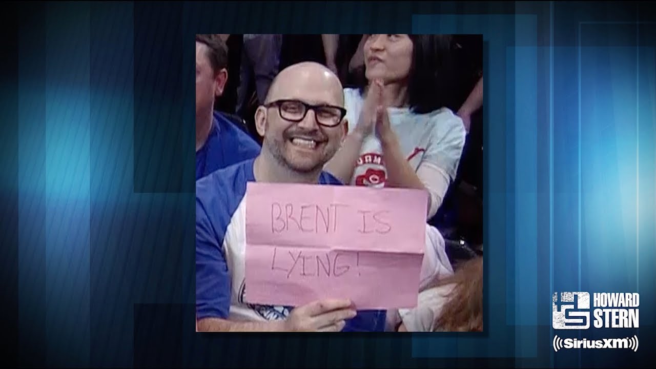 Shuli Egar Appears on TV Holding a “Brent Is Lying” Sign