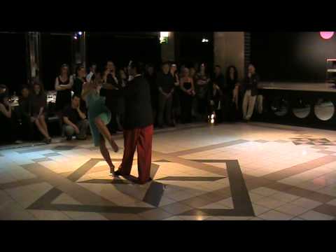 Anibal Castro e Deborah Mazza - Tango "Pasional" c...