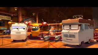 Uçaklar Söndür Ve Kurtar Filminden Eğlenceli Sahne