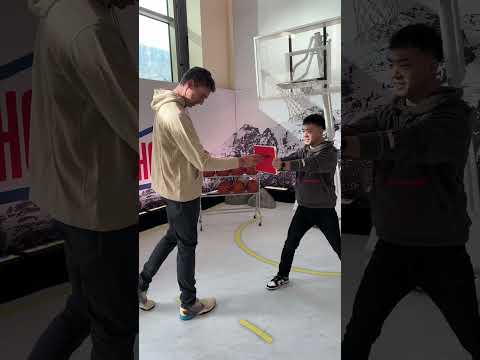 7ft Tall Paul Gasol vs. 1 Inch punch