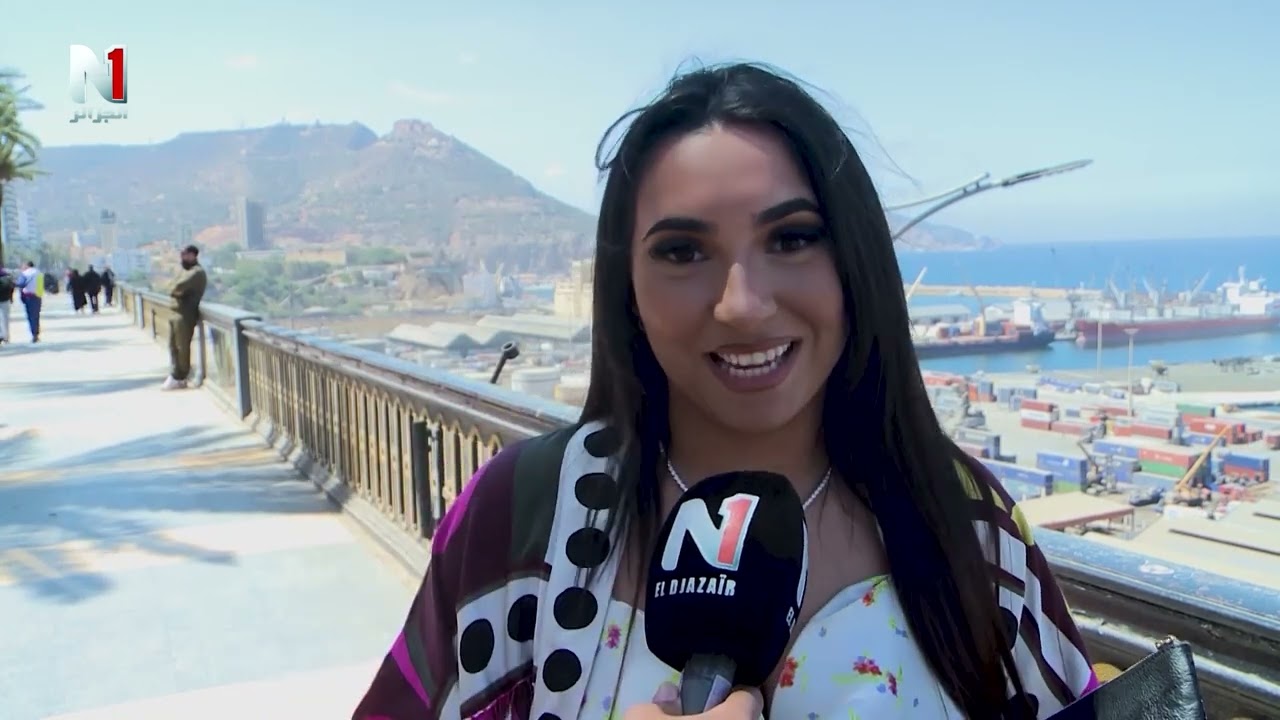 رأي الشارع الوهراني  حول المرأة الماكثة في البيت و المرأة العاملة