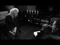 Capture de la vidéo Brian May - Classic Rock Interview - Part 1