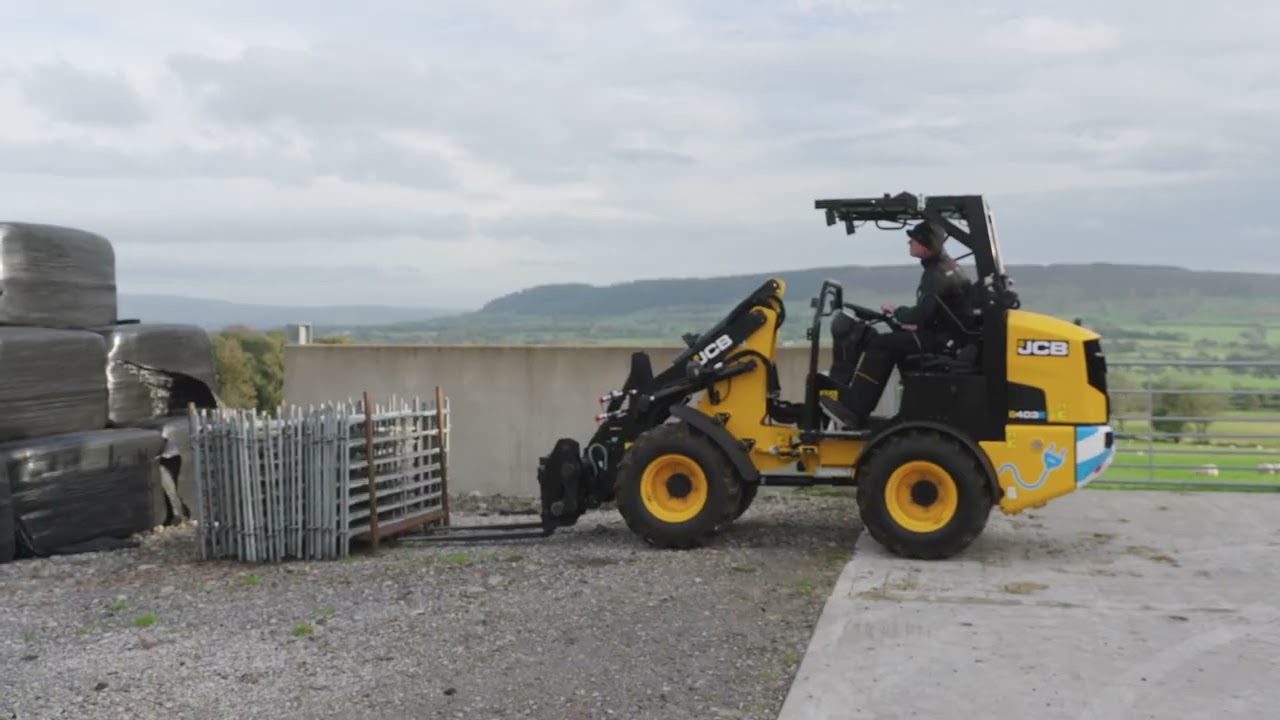 Nowość od JCB - Elektryczna ładowarka kołowa WLS 403 e w pracy