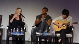 Eliza Taylor and Christopher Larkin singing (WAG con in Toulouse, France)