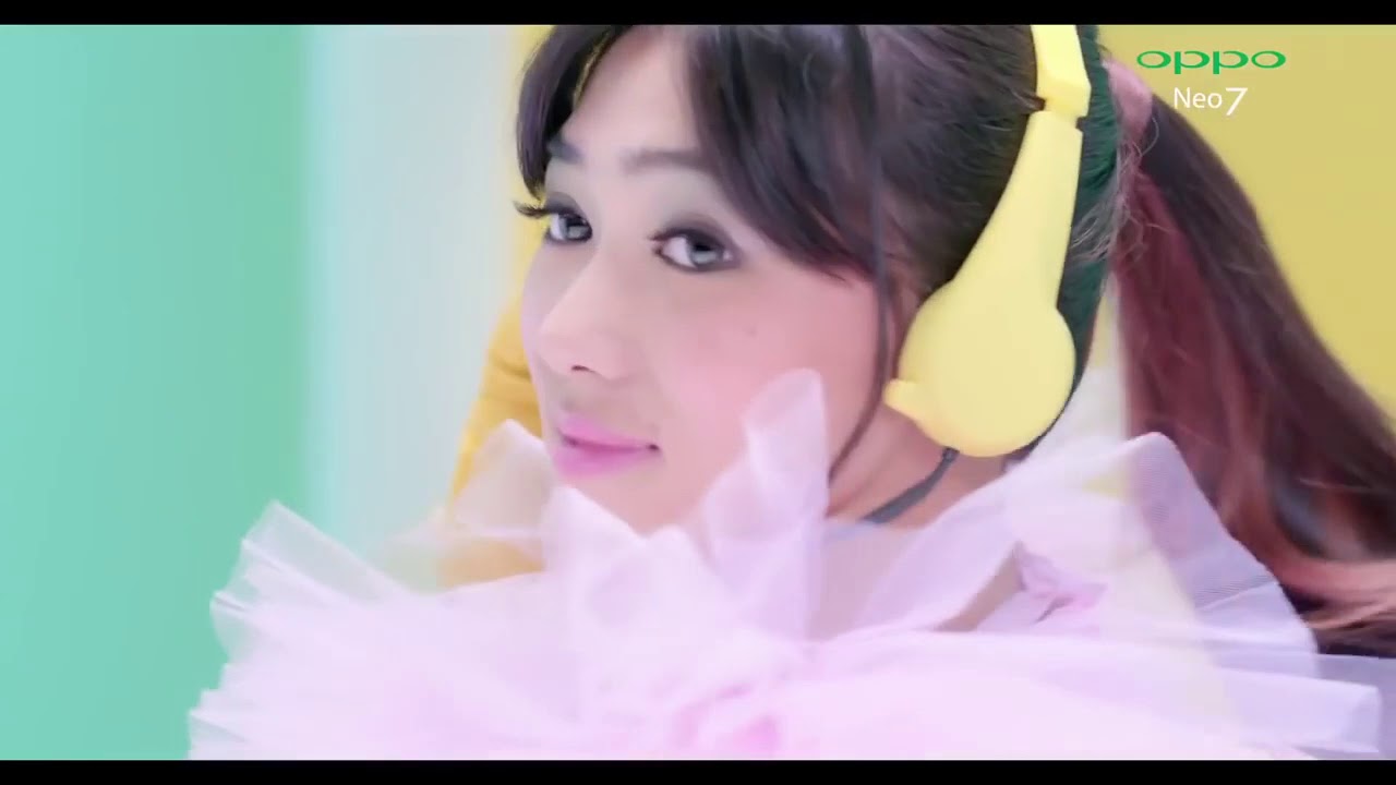 OPPO NEO 7 COMMERCIAL From Commercials  World, Funny Little Stories