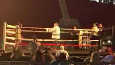 Charles Estep kickboxing - Round 1