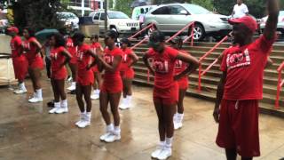 WSSU Cheerleaders Red Team Freshman Move In