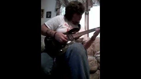Avenged Sevenfold - Buried Alive (INTRO) Guitar Co