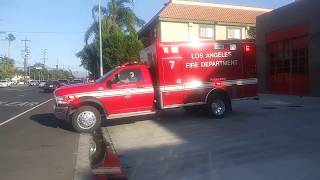 LAFD Rescue 7 Responding