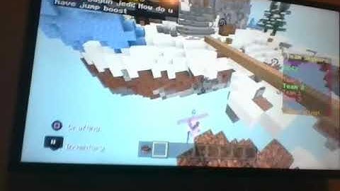 I found a hacker in this CubeCraft Skywars game.... (HE FLEW)