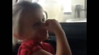 A Smelly Vine with Skylynn ~lol~ Best on the Web!  ~  vine vines,