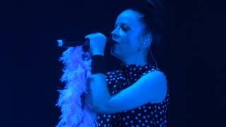 Garbage - Milk (Live At Teatro Caupolicán, complete intro!) / HD