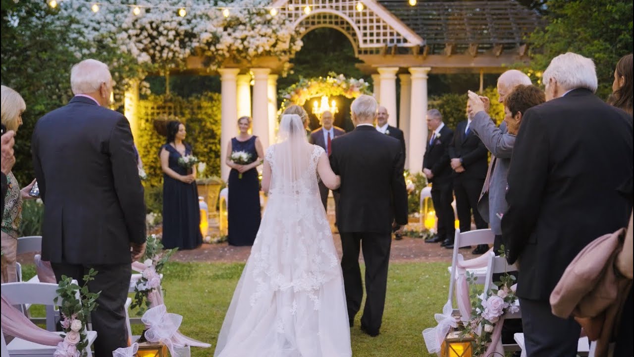 Beautiful Botanical Gardens Wedding - Debbie & John