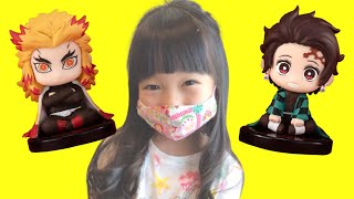 まりちゃんがパパとママとデート♪　鬼滅の刃の映画を観たり♪　鬼滅の刃のガシャポン「すわらせ隊」を6個したよ～！　大好きなねずこは出るかな～？　煉獄杏寿郎　竈門炭治郎　おでかけ　よるごはん　1日密着