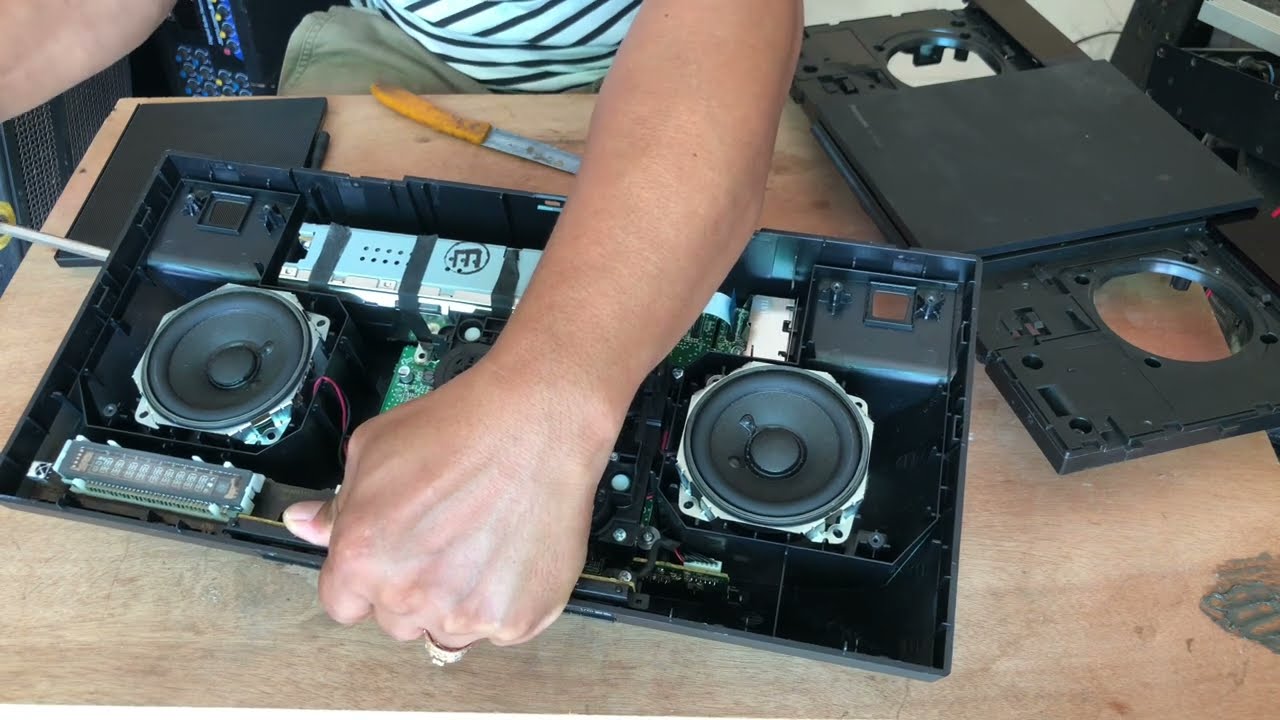Panasonic SC-HC320 power supply tear down - YouTube