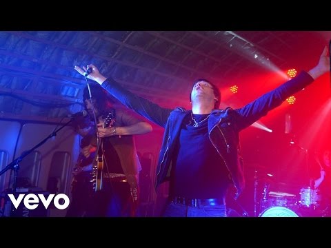 Kasabian - Fire (VEVO Presents: Kasabian - Live From Leicester)