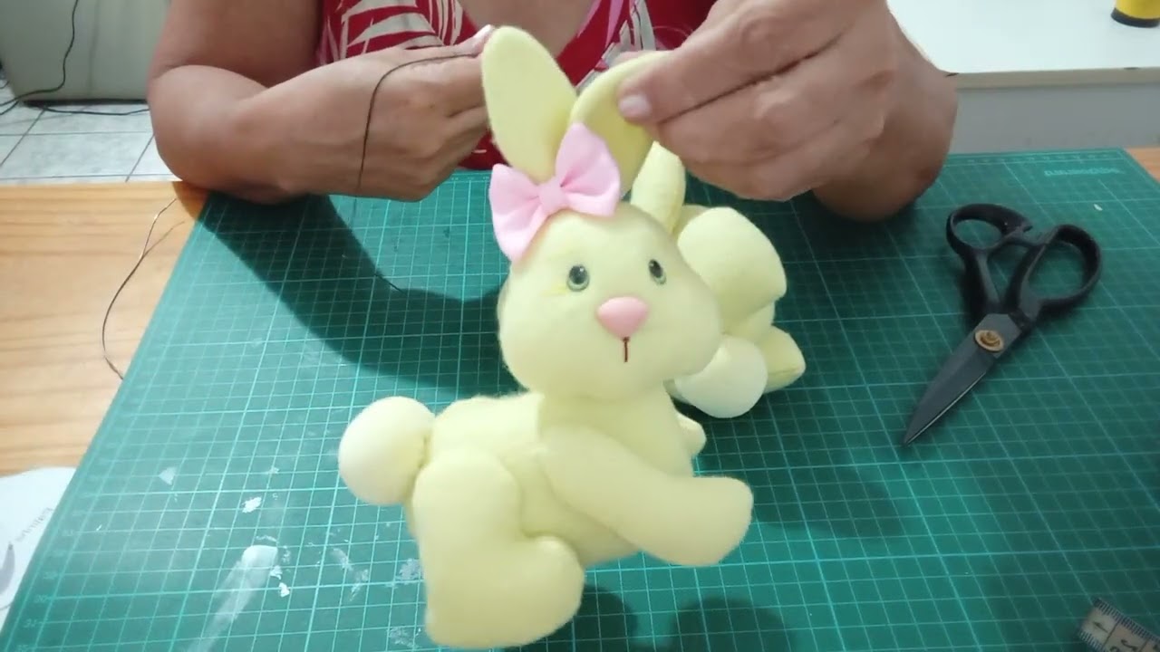 Trabalhe em casa e ganhe dinheiro 💰 nessa PÁSCOA. Coelho 🐇 amarelo 