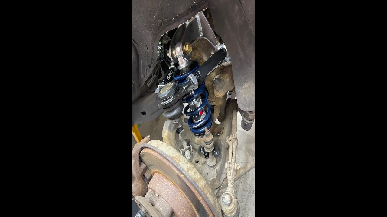 STABFAB UPPER CONTROL ARMS AND COILOVER BRACKETS ON 1981 TOYOTA PICKUP 2WD