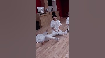 Thumbnail of skz being dirty-minded #skzchangbin #skzseungmin #skzfelix #kpop #kpopshorts #skz #kpopfunnyvideos