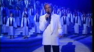 Watch Neil Diamond Silent Night video