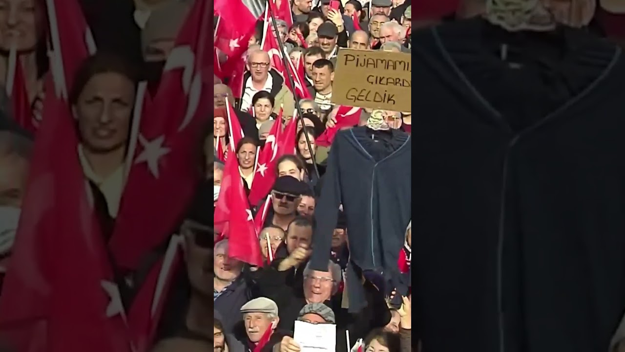 🗳️📢 Çorumlular, CHP mitingine "Pijamamızı çıkarıp" geldi! 