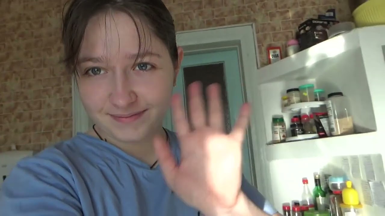 Дівчата побалакали і напекли рогалики!