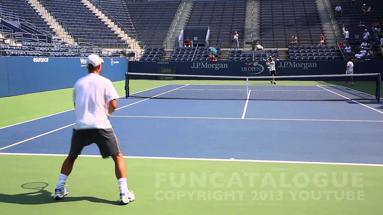 Lleyton Hewitt Drills Return 2013  2 / 3