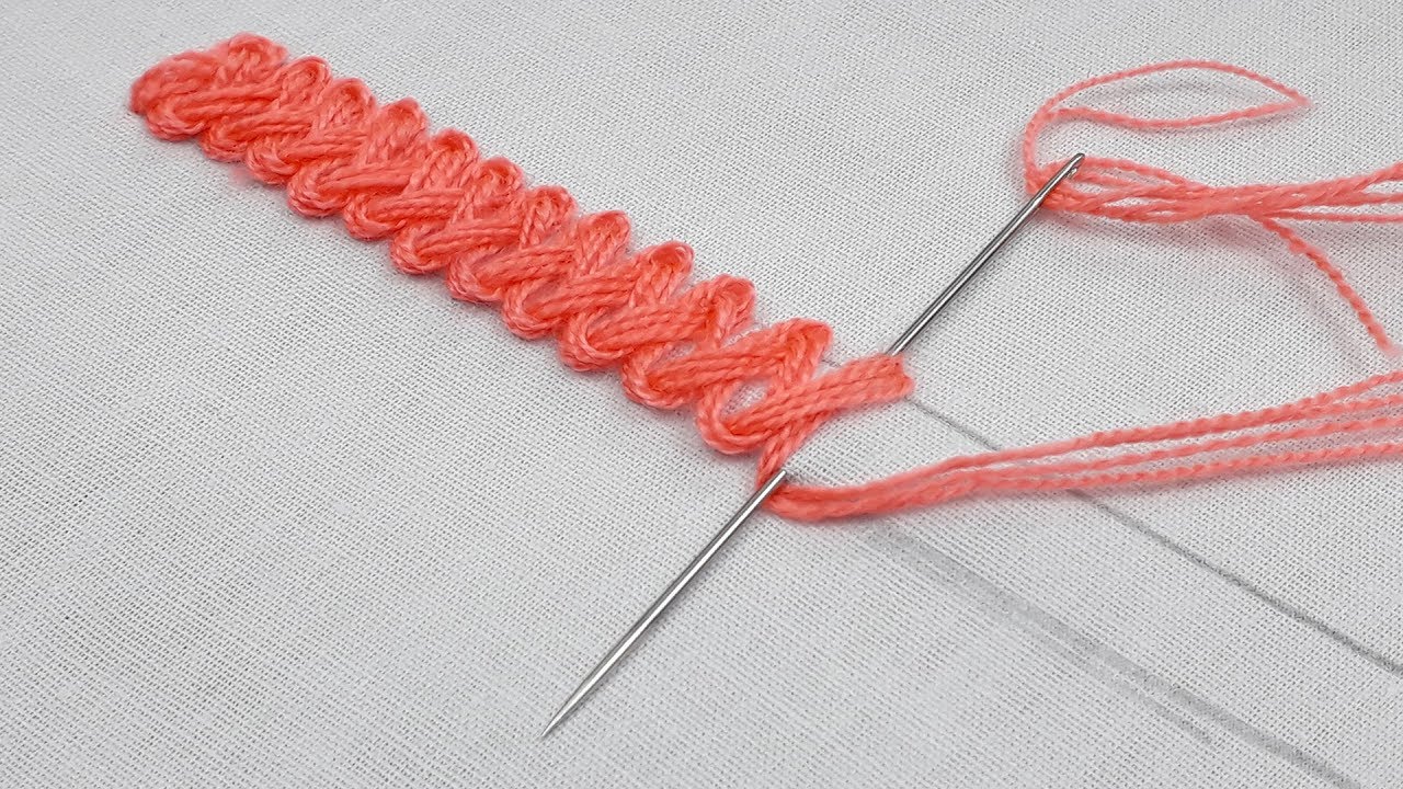 Braid Stitch or Cable Plait Stitch border designhand embroidery basic Braid Stitch  Stitch