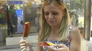 Iowa Fair Queen Eats a Corn Dog! gnooze 8-22-08