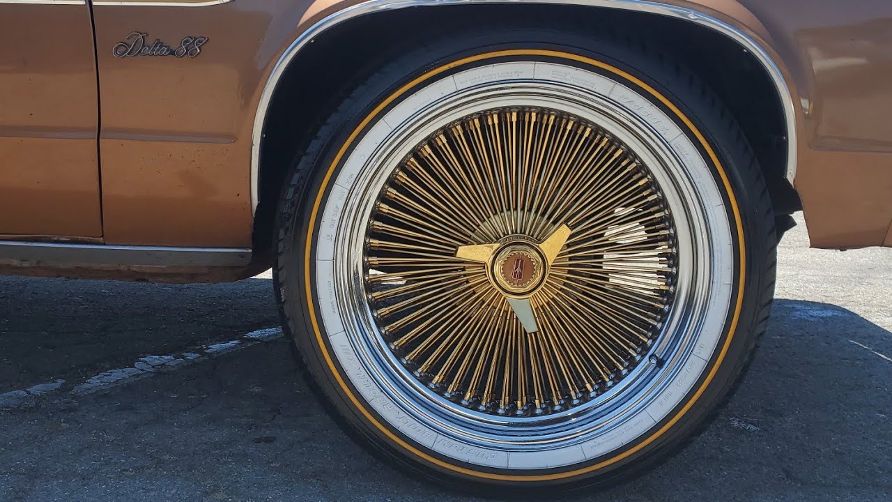 1979 Oldsmobile Delta 88 on 22