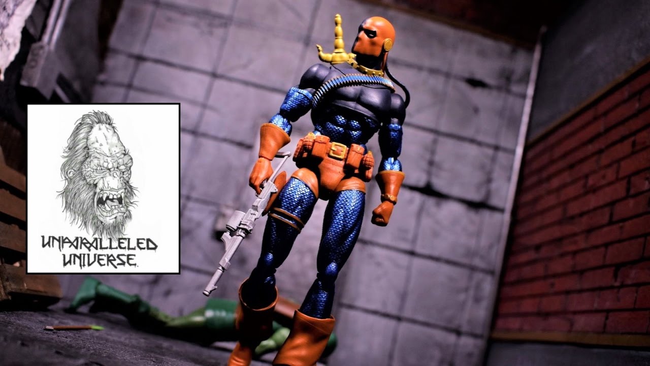 dc essentials deathstroke figure