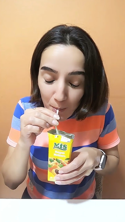 He showed her how to open the juice correctly
