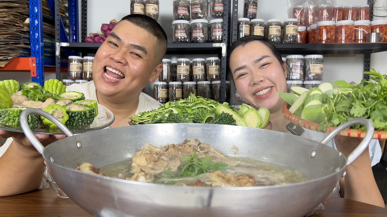Vợ Chồng Mập Food Ăn Mừng Đơn Hàng Gần 20 Triệu Cuối Năm Bằng Nồi Lẩu Khổ Qua Cá Thác Lác Siêu Ngon