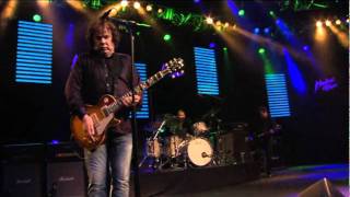 Blood Of Emeralds  Gary Moore  Live at Montreux 2010 chords