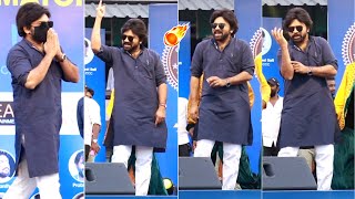 పవన్ ని చూసినట్టే ఉంది👌 Pawan Kalyan Doop Rajendra Mass Dance For Gabbar Singh Song @ CCC | FL screenshot 5