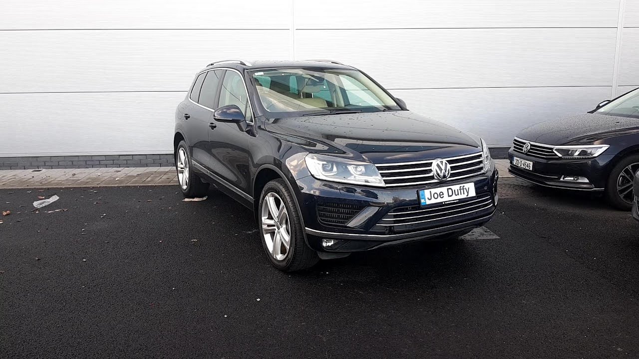 Volkswagen touareg 2016 черный
