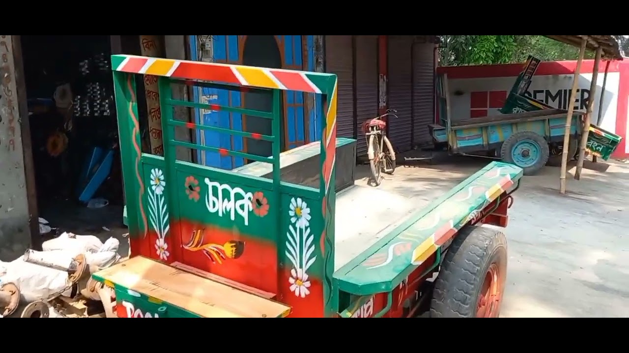 রাকিব মেশিনারিজের নতুন গাড়ি আনার দৃশ্য