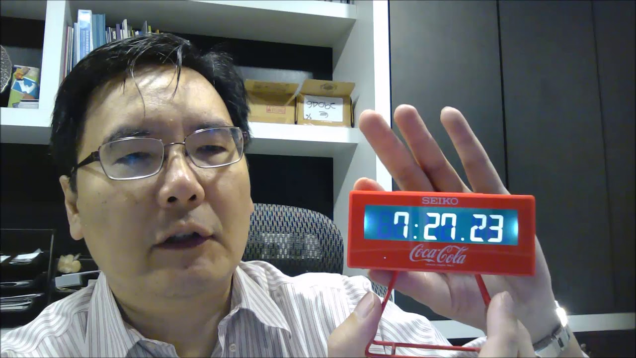 Short Review on the Seiko Coca-Cola Desk Clock QHL901R by Watch Hobby -  YouTube
