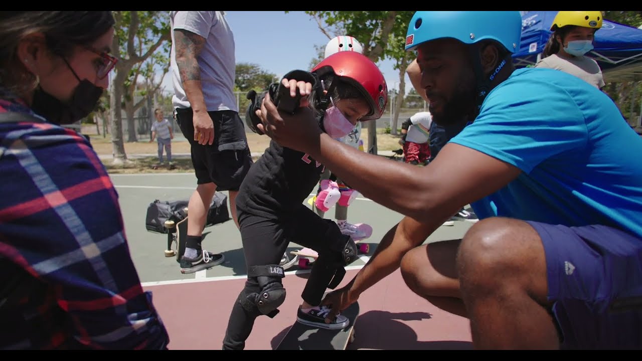 THE SKATESIDE COMMUNITY EVENT : PORT HUENEME