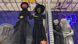Lowes Halloween 2025: 6ft Jumpscare Witch Animatronic
Sold at Lowes in 2025.
Original price: $99.98
Made by Tekky Design.
Video taken at the Fort Collins, CO location.
Check out the Spirit Halloween Wiki to view more information about Spirit Halloween animatronics and props, old and new! https://spirit-halloween.fandom.com/wiki/Spirit_Halloween_Wiki
Disclaimer: This video features a Halloween animatronic used for decoration purposes only. No creatures were harmed in the production of this video, nor did any creatures suffer in the production of this video.
#witch #jumpscare #wicked #demo
#spirithalloween #halloween2025 #spirithalloween2025 #halloweenisnear #halloweenishere #fallisnear #fallishere #spookyseason #halloweenparty #halloweenshopping #halloweenprops #halloweendecor #halloweenanimatronic #hauntedhouse #homehaunt #halloweenhomedecor #loweshalloween2025 #loweshalloween #homedepothalloween2025 #homedepothalloween #targethalloween2025 #targethalloween #athomehalloween2025 #athomehalloween #michaelshalloween2025 #michaelshalloween #menardshalloween2025 #menardshalloween #horror #horrorfilm #horrormovie #horrorjunkie #horrorcollector #horrorlover #horrorfan #horrorgram #horrorcommunity #halloween #halloween365 #halloweeneveryday
#halloweeniseveryday #horrorlife #explorepage #likes #halloweenislife #everydayishalloween #horrorobsessed #horrorcore #animatronics #animatronic #animatroniccollector
Spirit Halloween, spirit halloween 2025, spirit halloween 2025 animatronics, spirit halloween 2025 leaks, spirit halloween 2025 sneak peeks, spirit halloween 2025 theme, spirit halloween 2025 flagship store, spirit halloween 2025, spirit halloween, new spirit halloween animatronics 2025, spirit halloween halfway to halloween, halfway to halloween 2025, halloween animatronics 2025, halloween animatronics, new halloween animatronics, lowes, lowes, haunted living Lowes Halloween 2025: 6ft Jumpscare Witch Animatronic