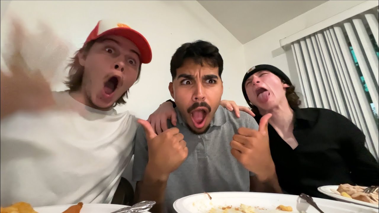 Thanksgiving feast! Come eat with us 