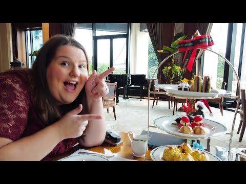 Christmas Afternoon Tea in Bangkok - Vlogmas Day 13 2020
