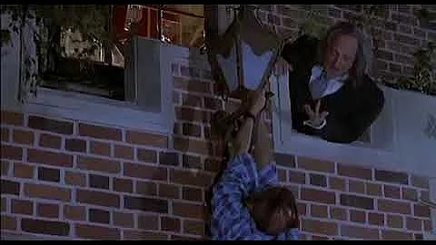 Scary Movie 2 - Take My Strong Hand