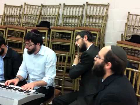 Kumzitz at Shukis L'Chaim