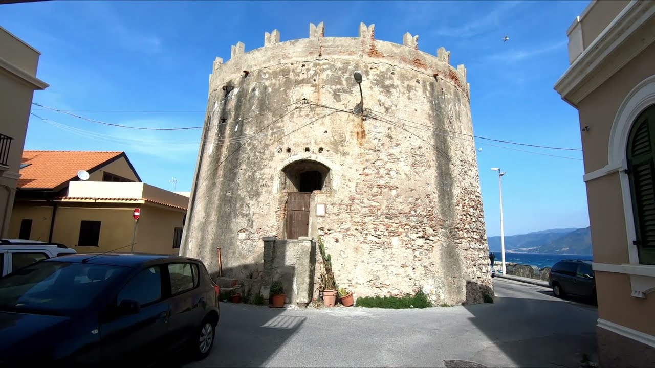 Messina: Ganzirri, Torre Saracena | Messina: Ganzirri, Saracen Tower
