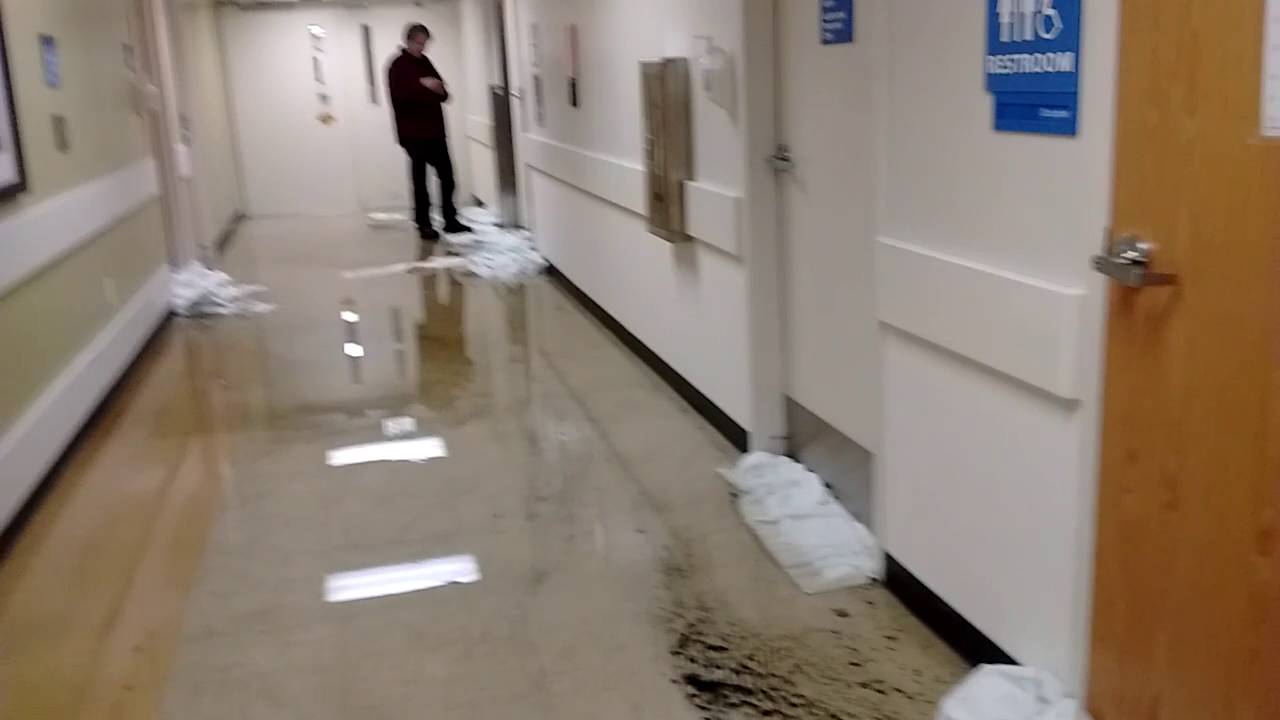 Flooding at the LDS Hospital Emergency Room - YouTube