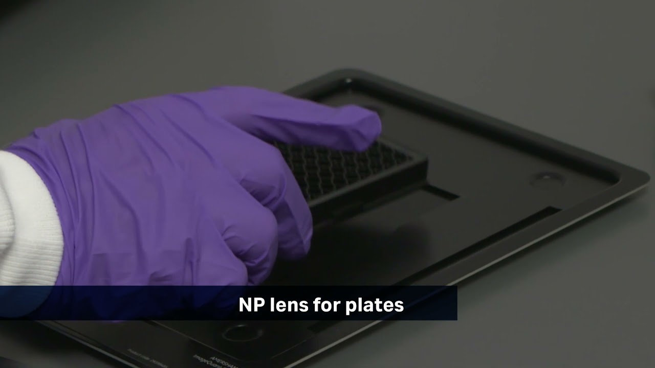 Amersham™ ImageQuant 800 Session #8: Placing multi-well plates